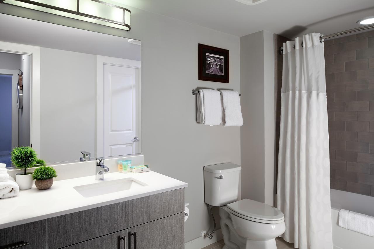 Stay Alfred At Varsity On K Washington Ngoại thất bức ảnh