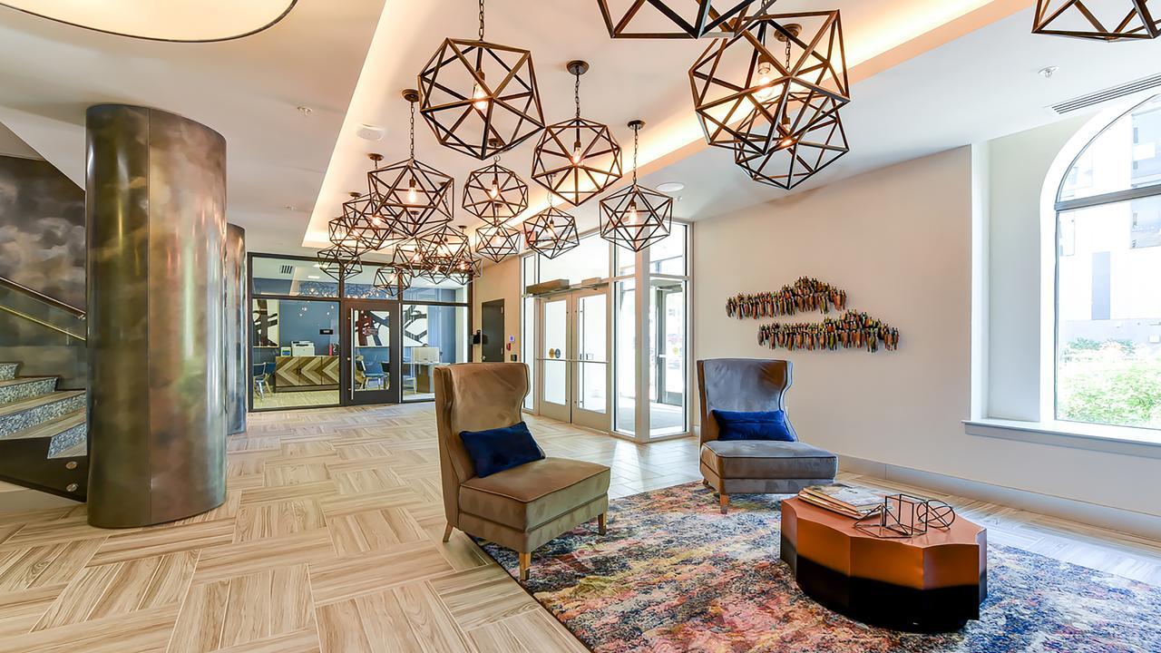 Stay Alfred At Varsity On K Washington Ngoại thất bức ảnh